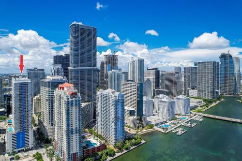 Enjoy Brickell Living 2 BR Retreat With Free Parking photo 39