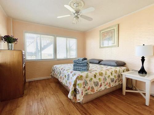 OCEANFRONT HOUSE ON THE SAND 2 Kings 4br 4ba 1st Floor of Triplex SLEEP 12 PGP1 photo 5