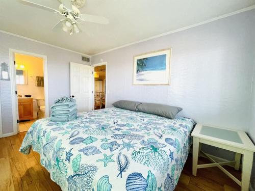 OCEANFRONT HOUSE ON THE SAND 2 Kings 4br 4ba 1st Floor of Triplex SLEEP 12 PGP1 photo 9