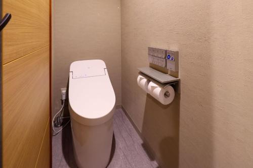 Un baño de Ooedo Onsen Monogatari Premium Yamashitaya