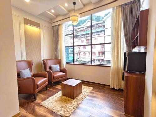 Televisyen dan/atau pusat hiburan di The Palm Aryan Gangtok 12 mins MG Marg