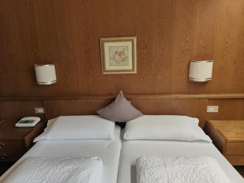 Hotel Alpenblickにあるベッド