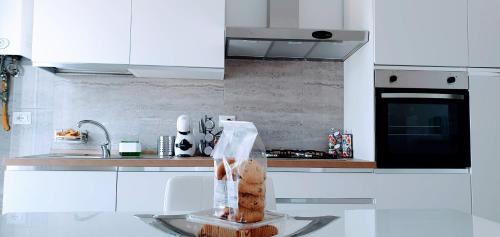 Küche/Küchenzeile in der Unterkunft Angela's Apartment. Elegant two bedroom house in Irsina