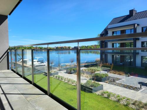 Apartament ŻURAW z widokiem na jezioro Drwęckie ROYAL APARTS OSTRÓDA