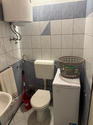 Koupelna v ubytování Apartmani Nil