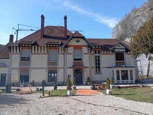 Best Price #B \"LE SCHISTE\" 7x room