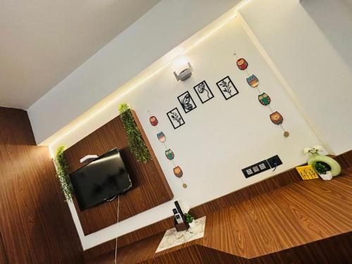 Fotografie z fotogalerie ubytování Elevated living luxury apartment with Mountain view v destinaci Déhrádún