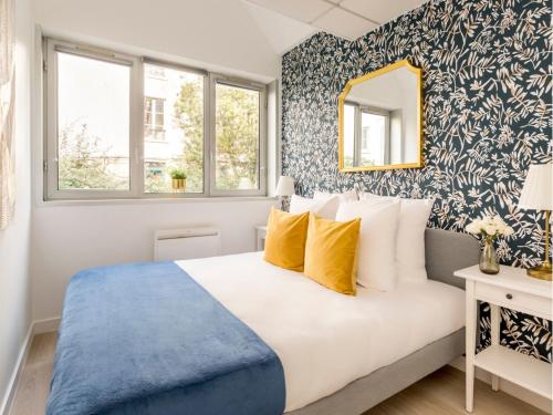 Posteľ alebo postele v izbe v ubytovaní Merveil - Family Suite - Tour Eiffel - Viala I