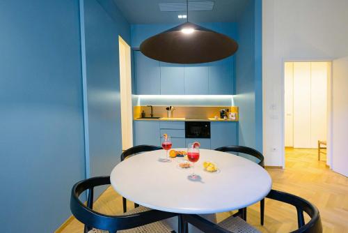 Real Passeggio Guest House - Dimore Partenopee