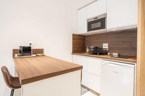 LE CENTER avec joli balcon et parking pour un plaisant séjour