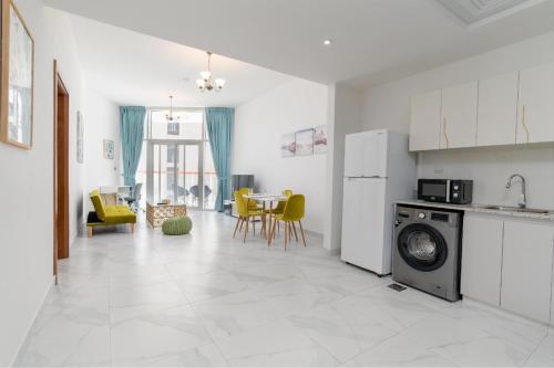 Luxurious apartment 8 mins from Burj Khalifa