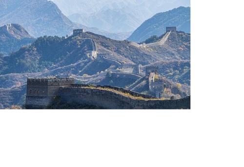 a picture of the great wall of china at Gubeikou Great Wall Juxian Residents' Lodging in Miyun