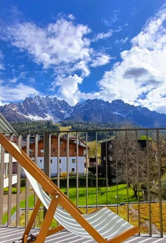 Nespecifikovaný výhled na hory nebo výhled na hory při pohledu z aparthotelu