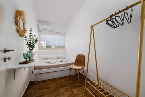 Fotografie z fotogalerie ubytování Gorgeous penthouse in Vari with panoramic views! v destinaci Vári