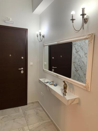 Bilik mandi di F K Apartments