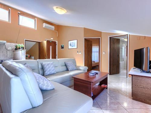 Apartment Maria by Interhome