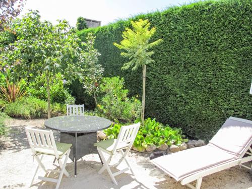 En have udenfor Holiday Home Casa Conceição by Interhome