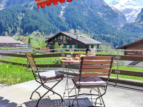 Apartment Chalet Almis-Bödeli-1 by Interhome