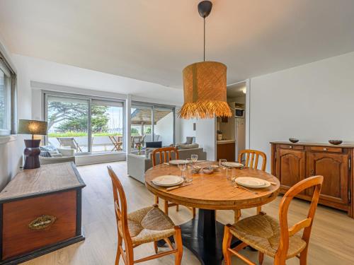 Χώρος καθιστικού στο Apartment PLEIN SUD by Interhome
