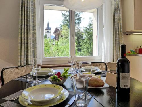Bebidas em Apartment Chalet Wyssefluh by Interhome