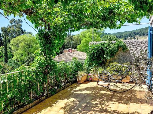 Κήπος έξω από το Apartment La Quiètude by Interhome
