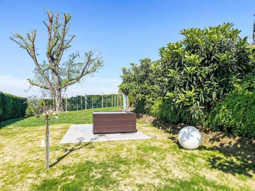 Κήπος έξω από το Apartment Zio by Interhome
