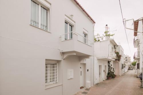 Semeli House