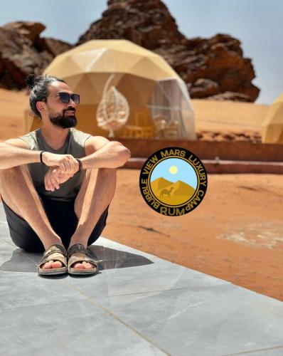 RUM BUBBLES VIEW MARS lUXURY CAMP