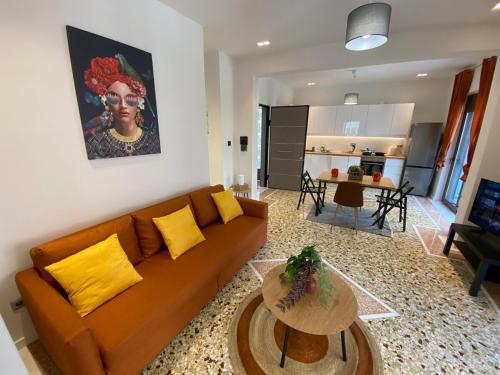 Holy 1 Bedroom Apartment in Marousi