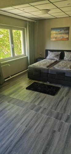 Postel nebo postele na pokoji v ubytování M&R Motel