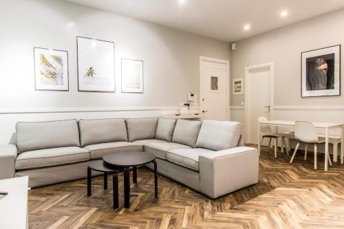 Fully Renovated 2bdrm Apartment in Kolonaki area