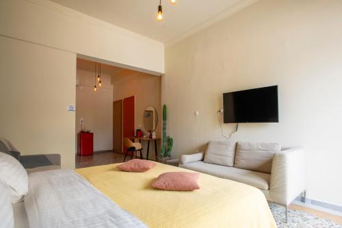 Green Land Apartments