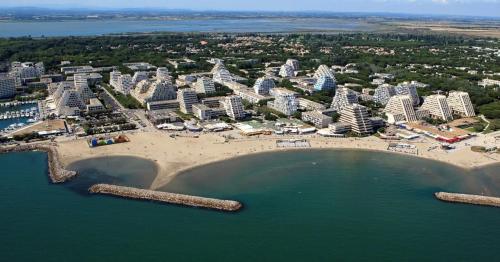 Appartement 37m2, parking, wifi, clim, centre-ville port