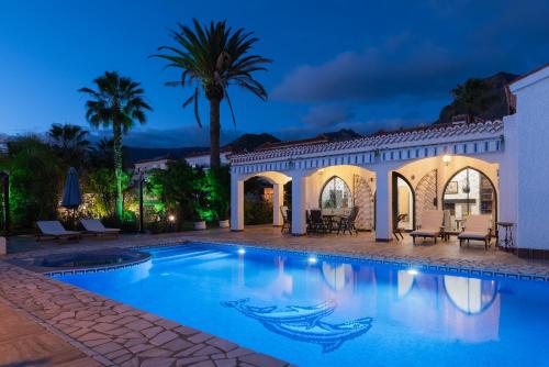KARAT Villa La Armonia