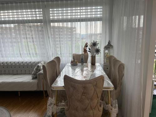Elegante Wohnung in Basel, direkt am Messeplatz