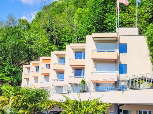 Apartment Residenza Monte Brè - Apt- 203 Haus2 by Interhome