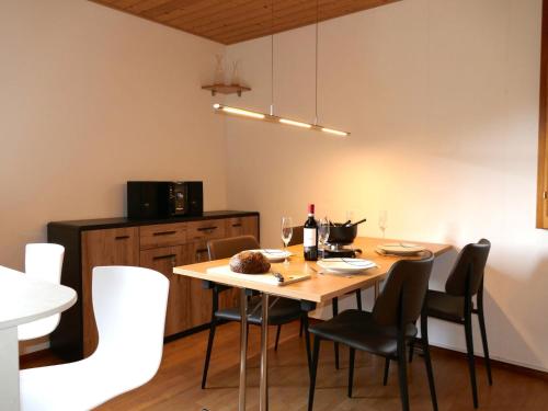 TV a/nebo společenská místnost v ubytování Holiday Home Rustico Carcarida by Interhome