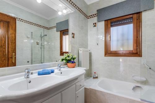 Villa Azur - Plusholidays