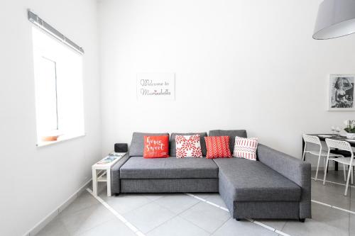 Afbeelding uit fotogalerij van Marisabella home with terrace in Vico Equense