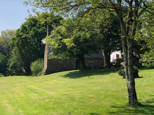 Gîte au Calme 2 à 6 personnes dans un paysage totalement paisible -plages à 22 min- Quite Cottage 2 to 6 persons in total peaceful landscape -beaches at 22 min-