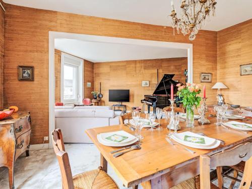 Apartment L'écluse-3 by Interhome