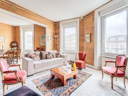 Apartment L'écluse-3 by Interhome