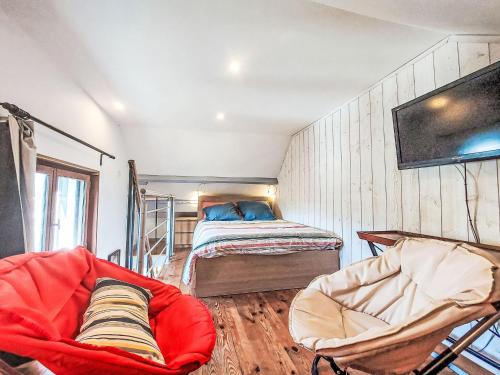 Postel nebo postele na pokoji v ubytování Holiday Home Charme de Banastère by Interhome