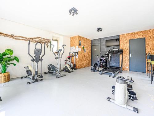 Γυμναστήριο ή/και όργανα γυμναστικής στο Holiday Home Kezeg by Interhome