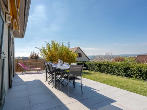 Μπαλκόνι ή βεράντα στο Holiday Home Les Jonquilles by Interhome