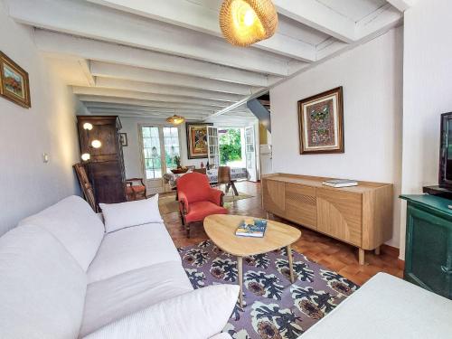 Photo de la galerie de l'établissement Holiday Home Mer et campagne by Interhome, à Le Tour-du-Parc