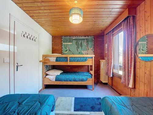 Photo de la galerie de l'établissement Apartment Résidence Les Tines by Interhome, à Chamonix-Mont-Blanc