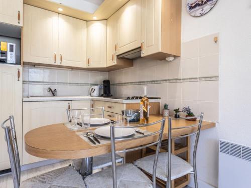 Studio De La Plage-4 by Interhome