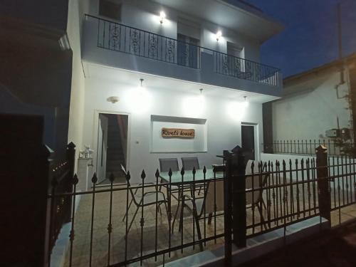 Μπαλκόνι ή βεράντα στο Rivet's house