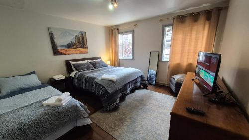 Ένα ή περισσότερα κρεβάτια σε δωμάτιο στο Departamento Central Osorno